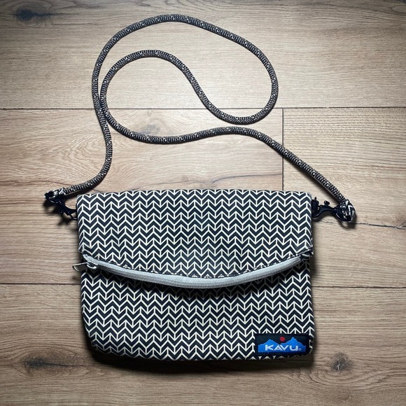 Kavu Handbags - Kavu Slingaling Crossbody Purse